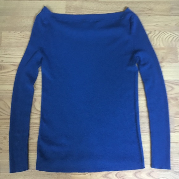 Banana Republic slouch neckline sweater - Picture 6 of 7